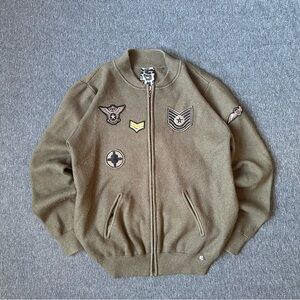 Army green patch embroidered green zip-up vest